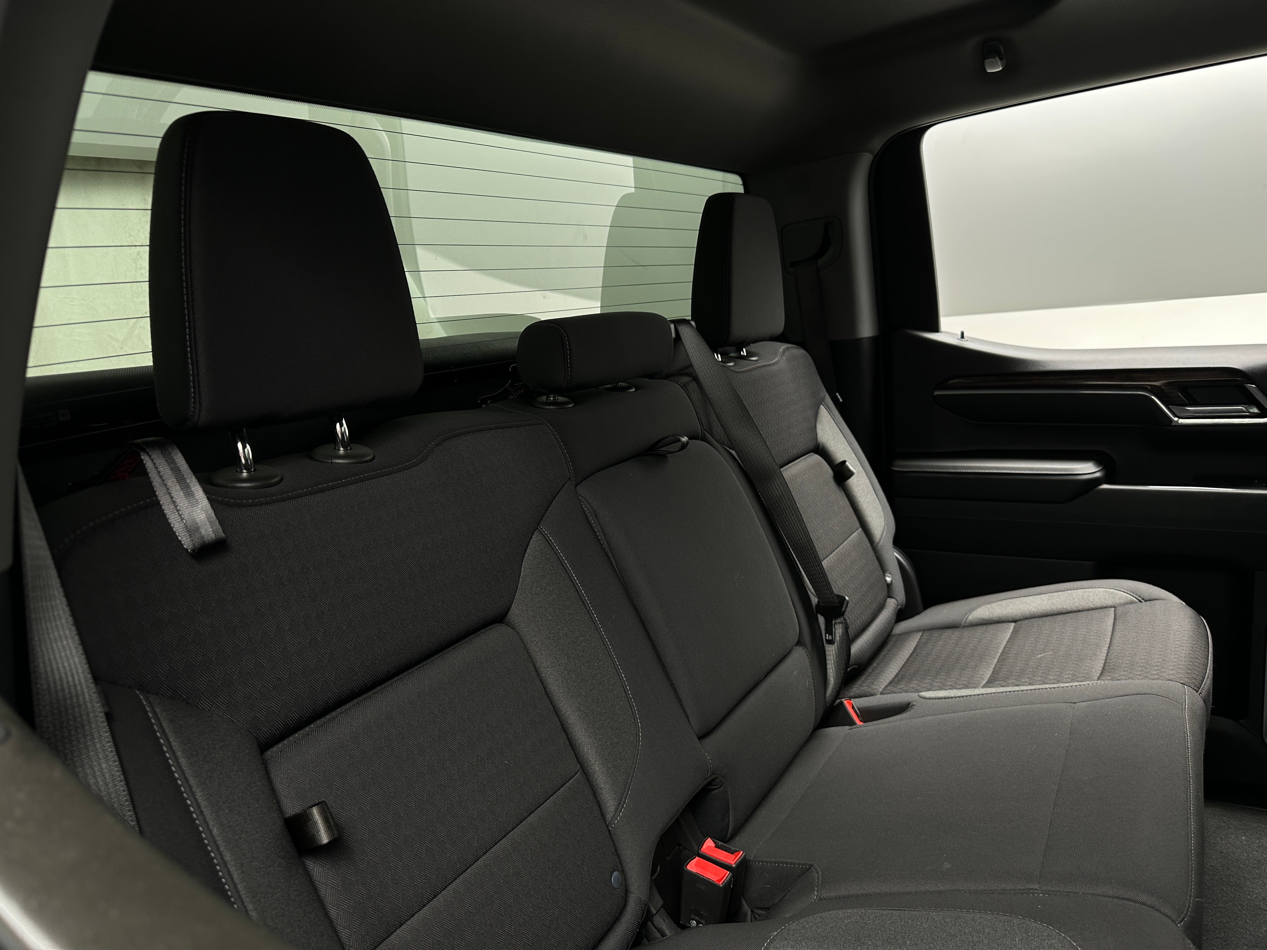 gmc sierra 1500 2024 3GTPUJEK1RG382289 image gmc sierra 1500 2024 3GTPUJEK1RG382289 image